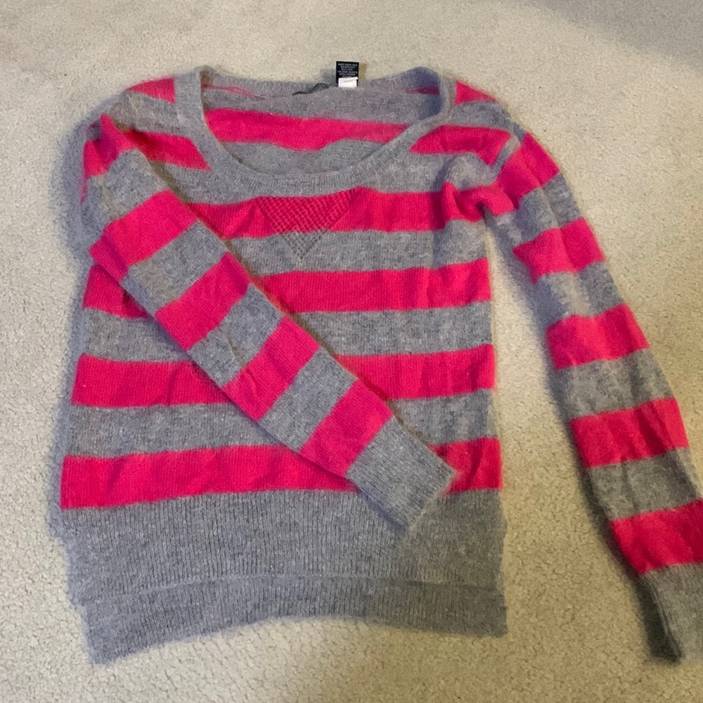 Super soft pink striped sweater - XS